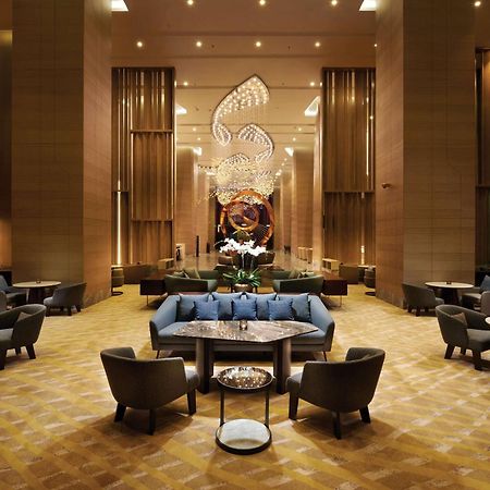Doubletree By Hilton Shah Alam I-City Екстериор снимка The lobby of the hotel