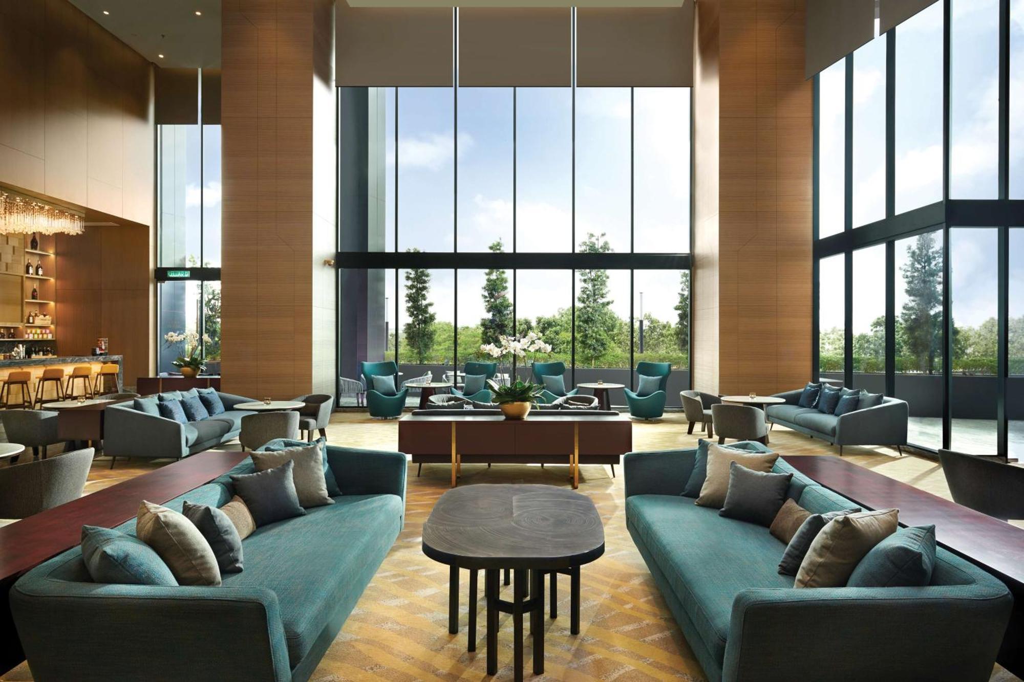 Doubletree By Hilton Shah Alam I-City Екстериор снимка The lobby of the hotel