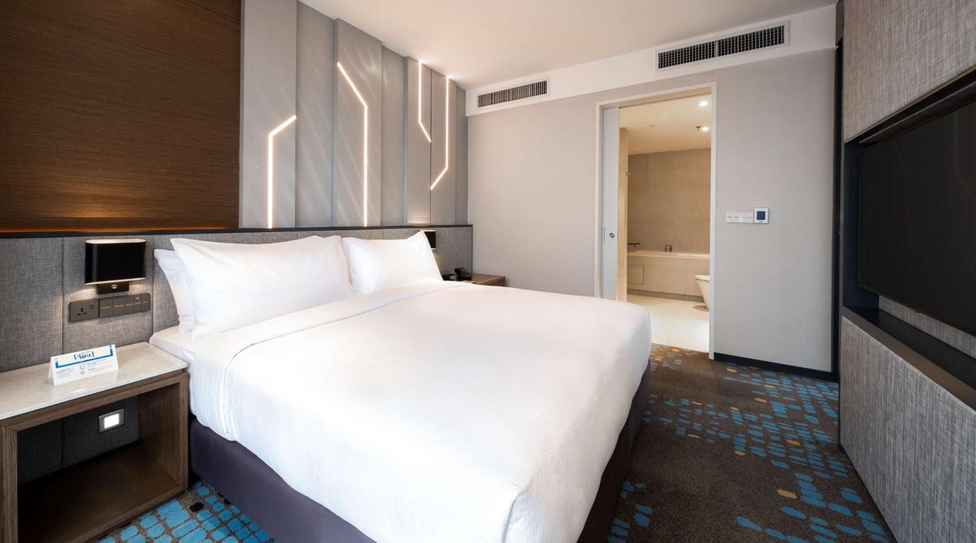 Doubletree By Hilton Shah Alam I-City Екстериор снимка Deluxe Room