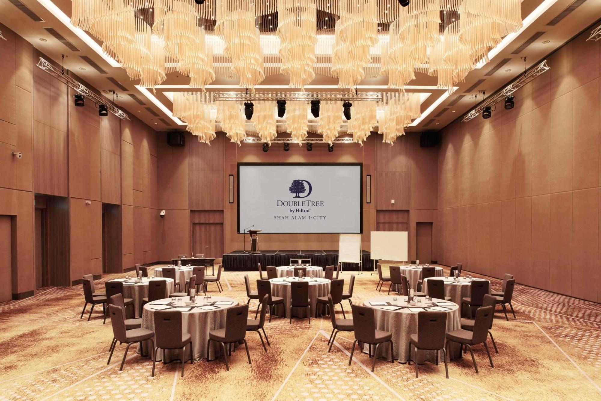 Doubletree By Hilton Shah Alam I-City Екстериор снимка The ballroom